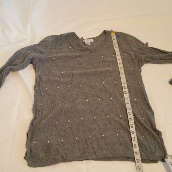 Liz Claiborne Women's sweater‎ V Neck Henley - Picture 6 of 7